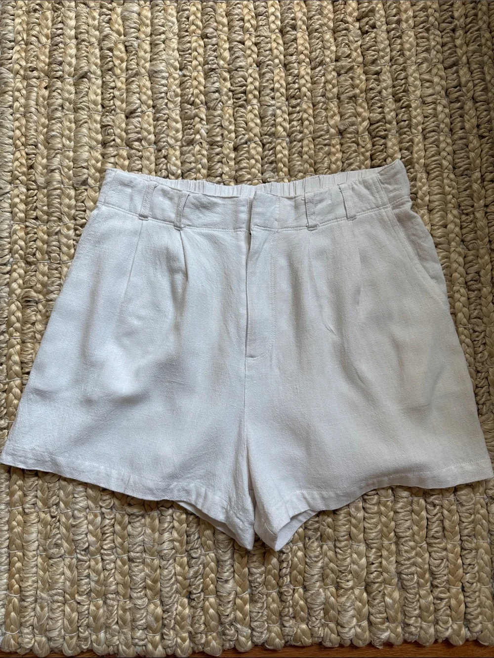 Z Supply Cream High-Waist Pleated Shorts